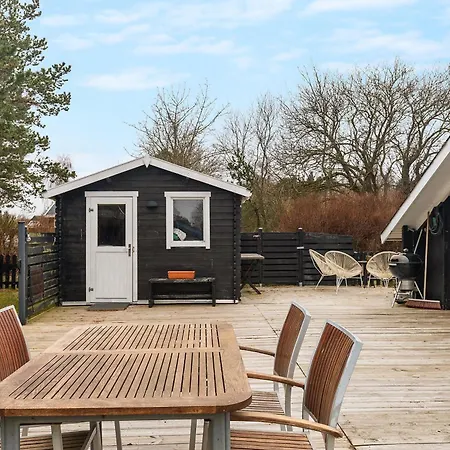 Cozy Summer House 펜션 Stubbekøbing