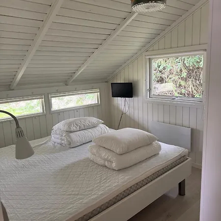 Cozy Summer House Ferienhaus